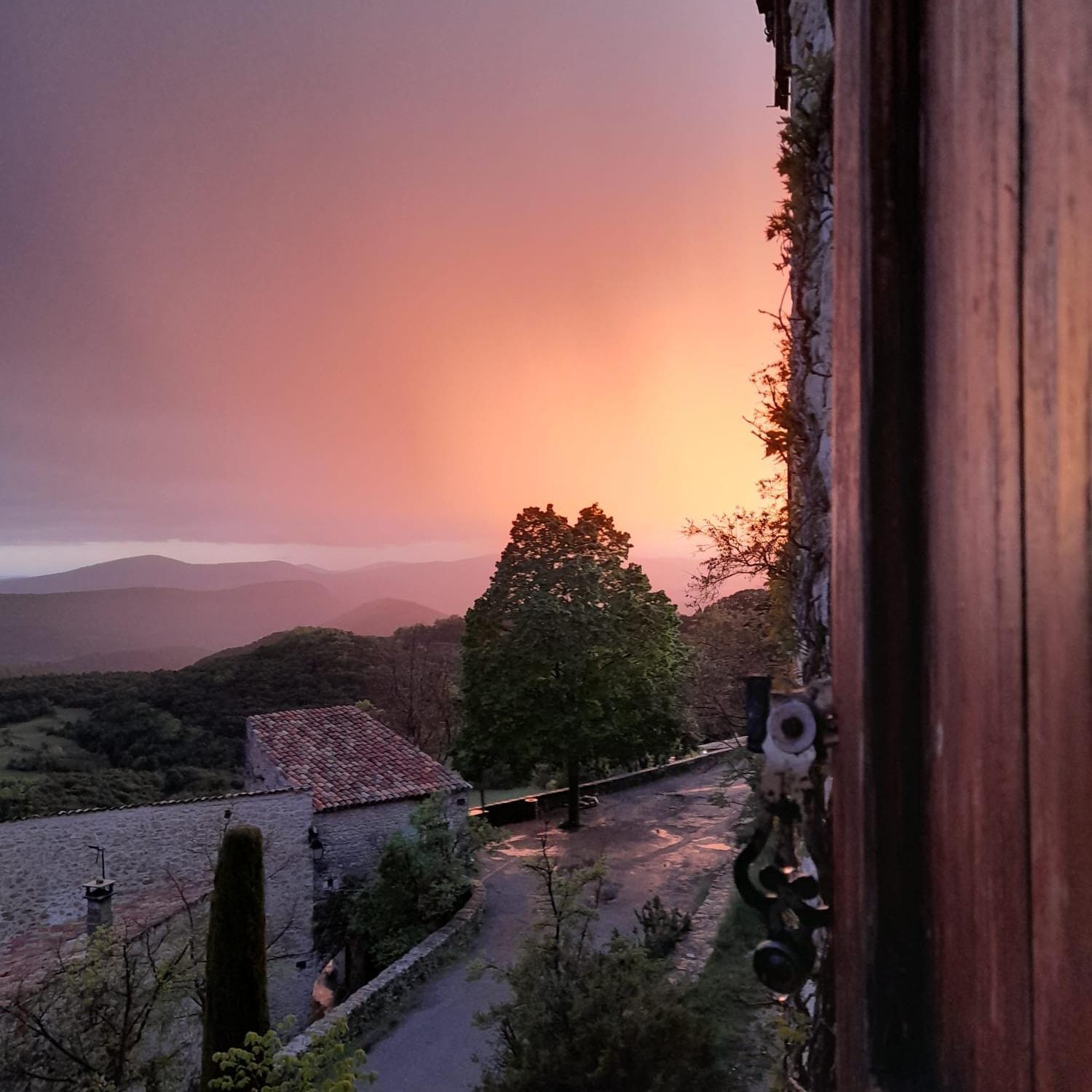 Les Roses Tremieres Bed & Breakfast Bargème Екстериор снимка